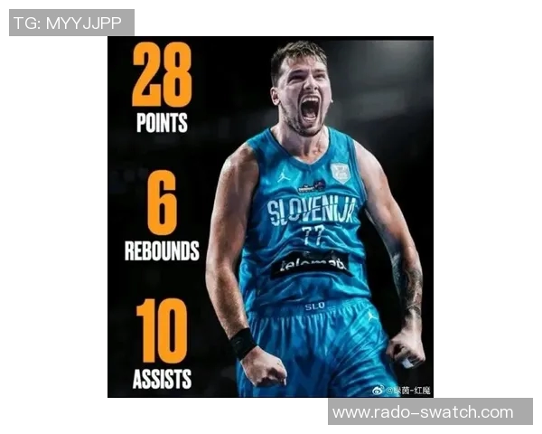 东契奇持球突破 抛投打进还造加罚