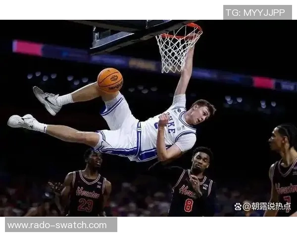 18岁359天！弗拉格单场40分5板5助历史最年轻 詹杜位列二三位