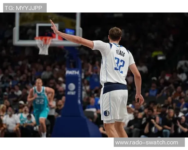 浓眉：弗拉格无所不能 他渴望对抗最佳球员 我们在进攻端很依赖他