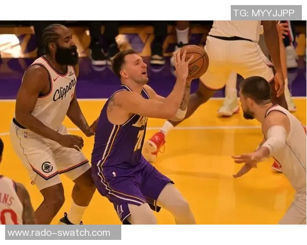 美记：东契奇的防守端移动能力联盟第二差 比他差的只有哈登